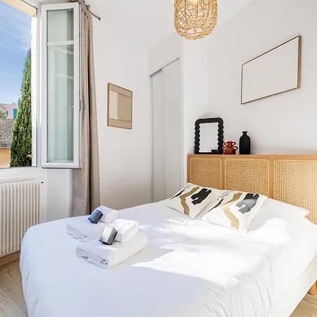 16 Forv - For 4 People Center - 300m Palais Apartment